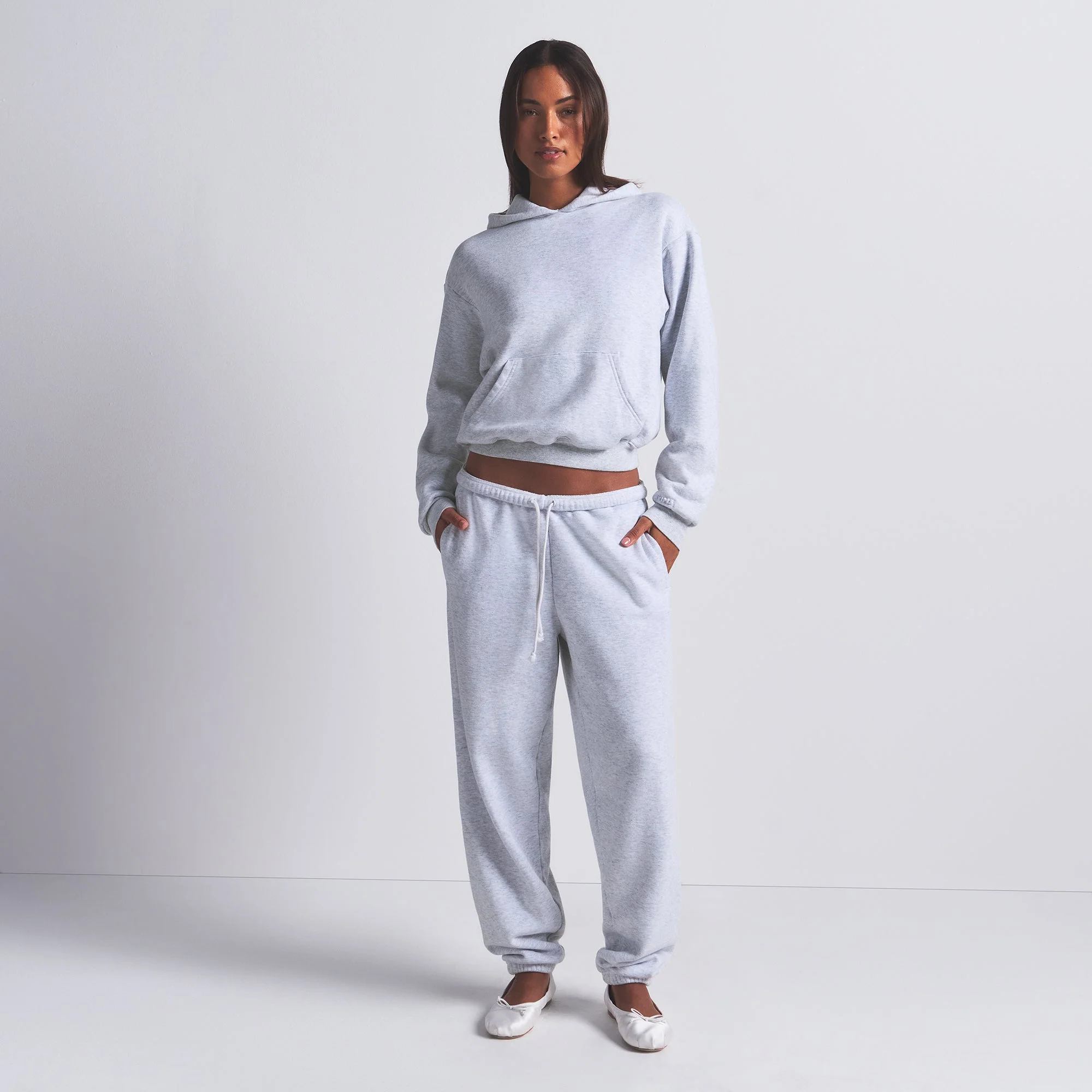 COTTON FLEECE CLASSIC JOGGER | LIGHT HEATHER GREY - Image 2