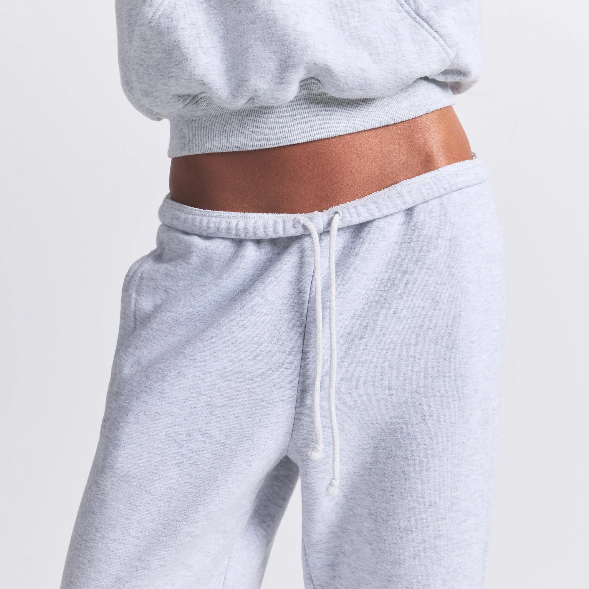 COTTON FLEECE CLASSIC JOGGER | LIGHT HEATHER GREY - Image 3