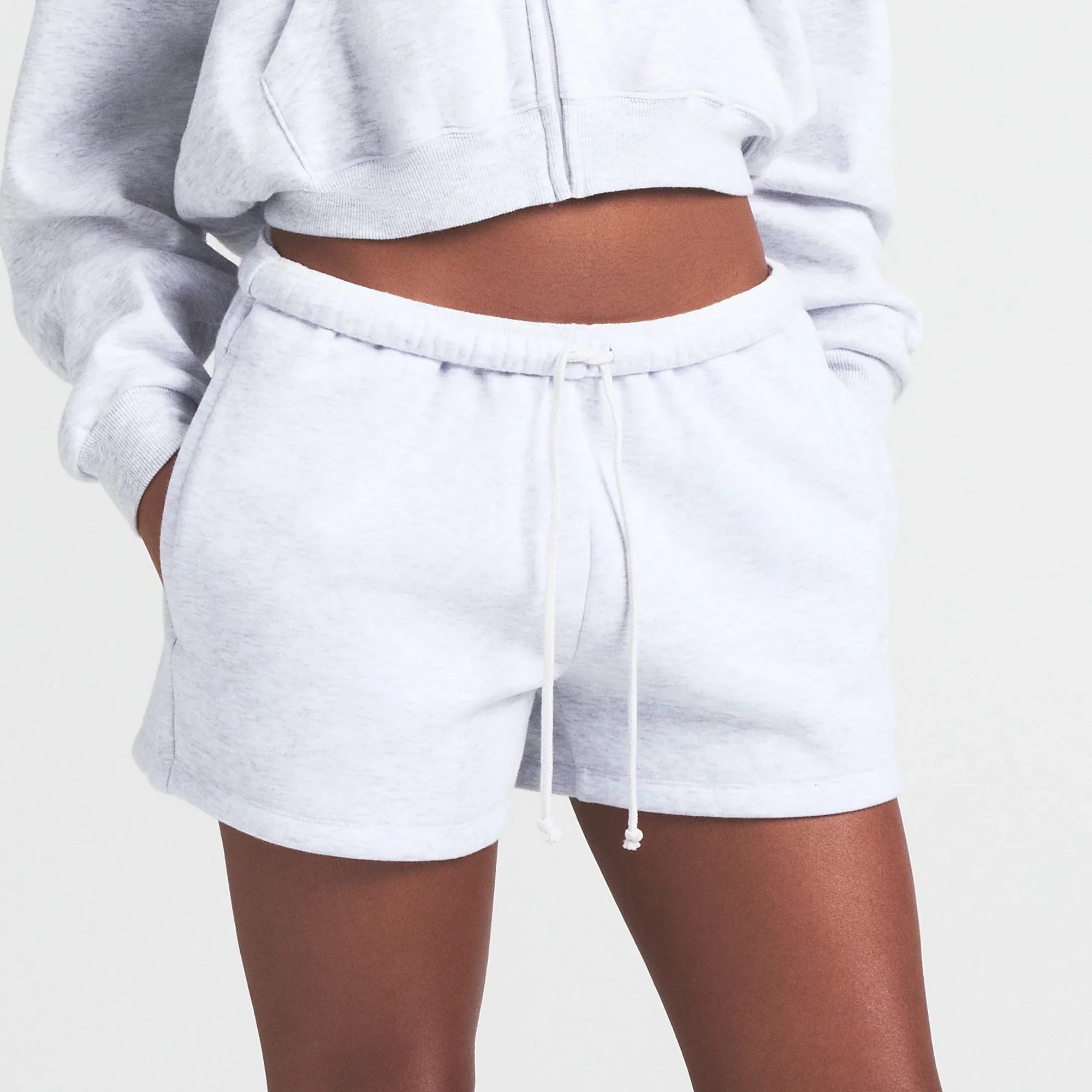 COTTON FLEECE CLASSIC SHORT | LIGHT HEATHER GREY - Image 3