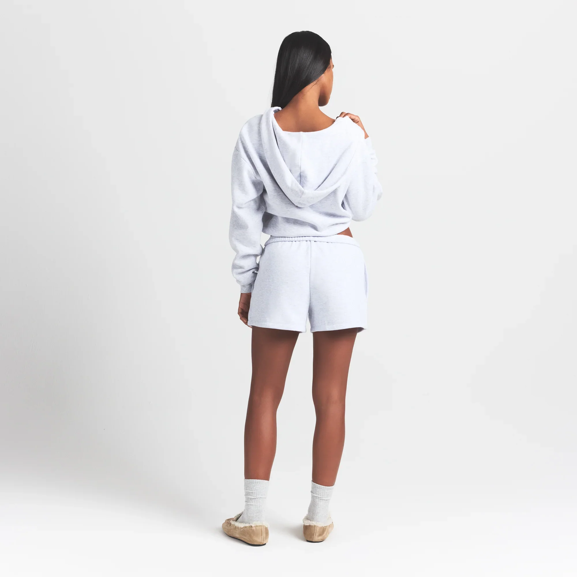 COTTON FLEECE CLASSIC SHORT | LIGHT HEATHER GREY - Image 4