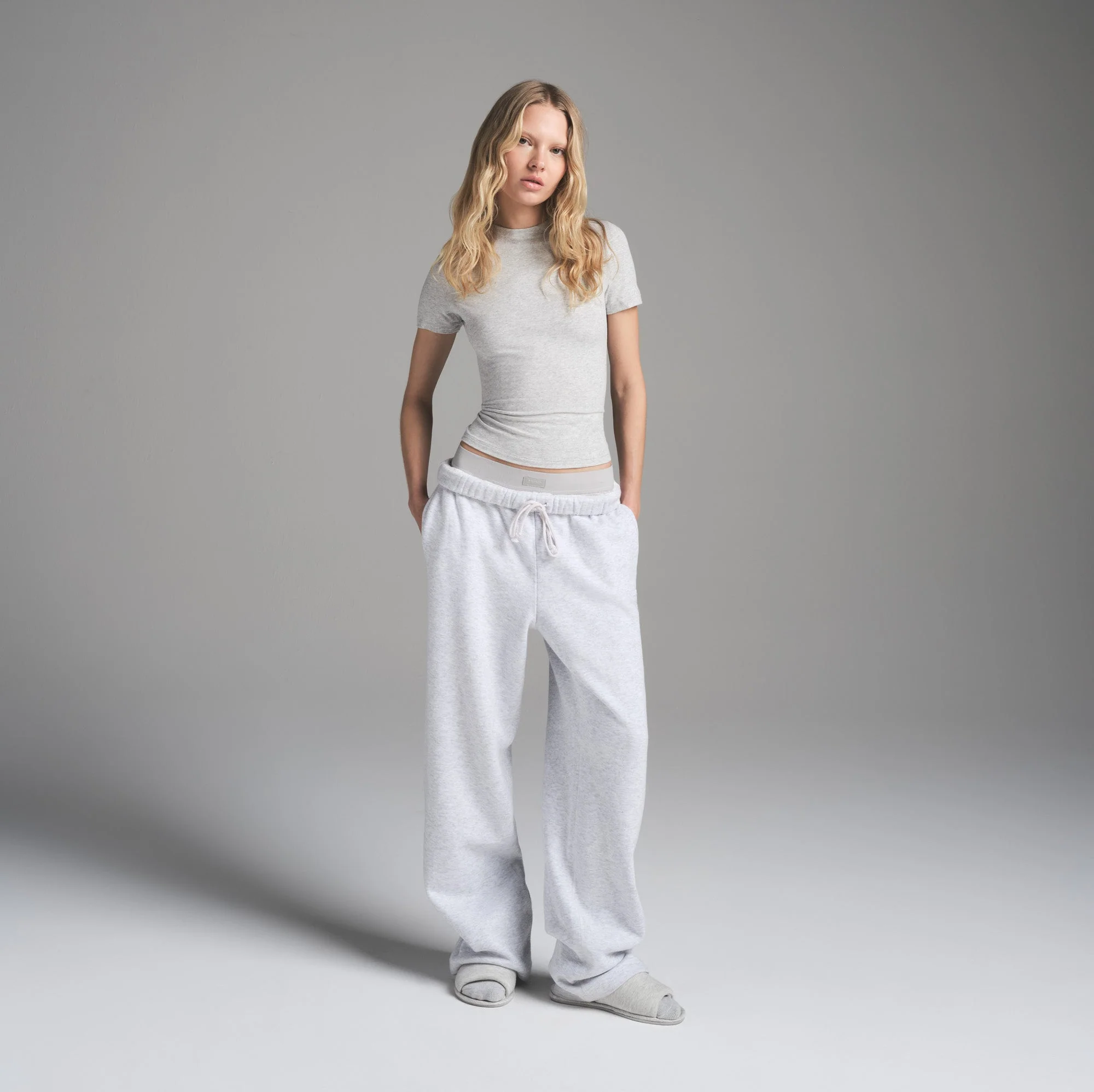 COTTON FLEECE CLASSIC STRAIGHT LEG PANT | LIGHT HEATHER GREY - Image 2