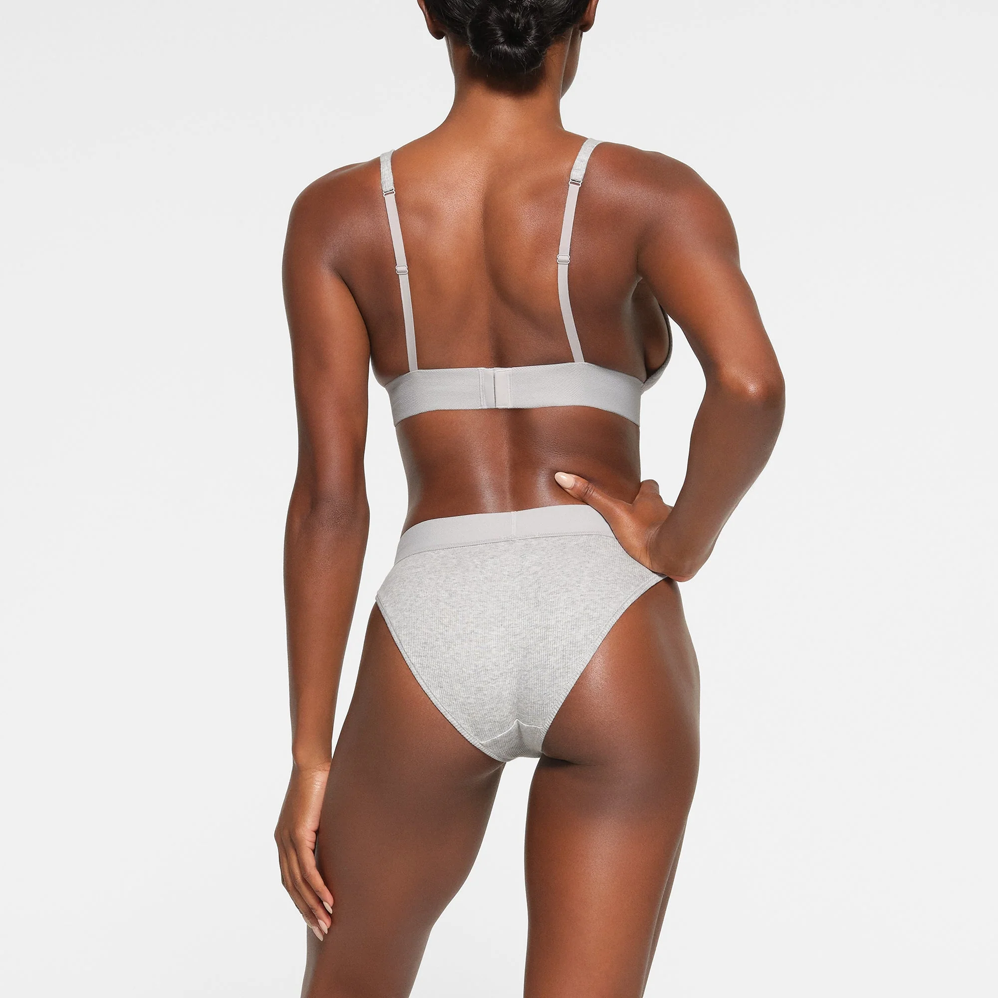 COTTON RIB PLUNGE BRALETTE | LIGHT HEATHER GREY - Image 4