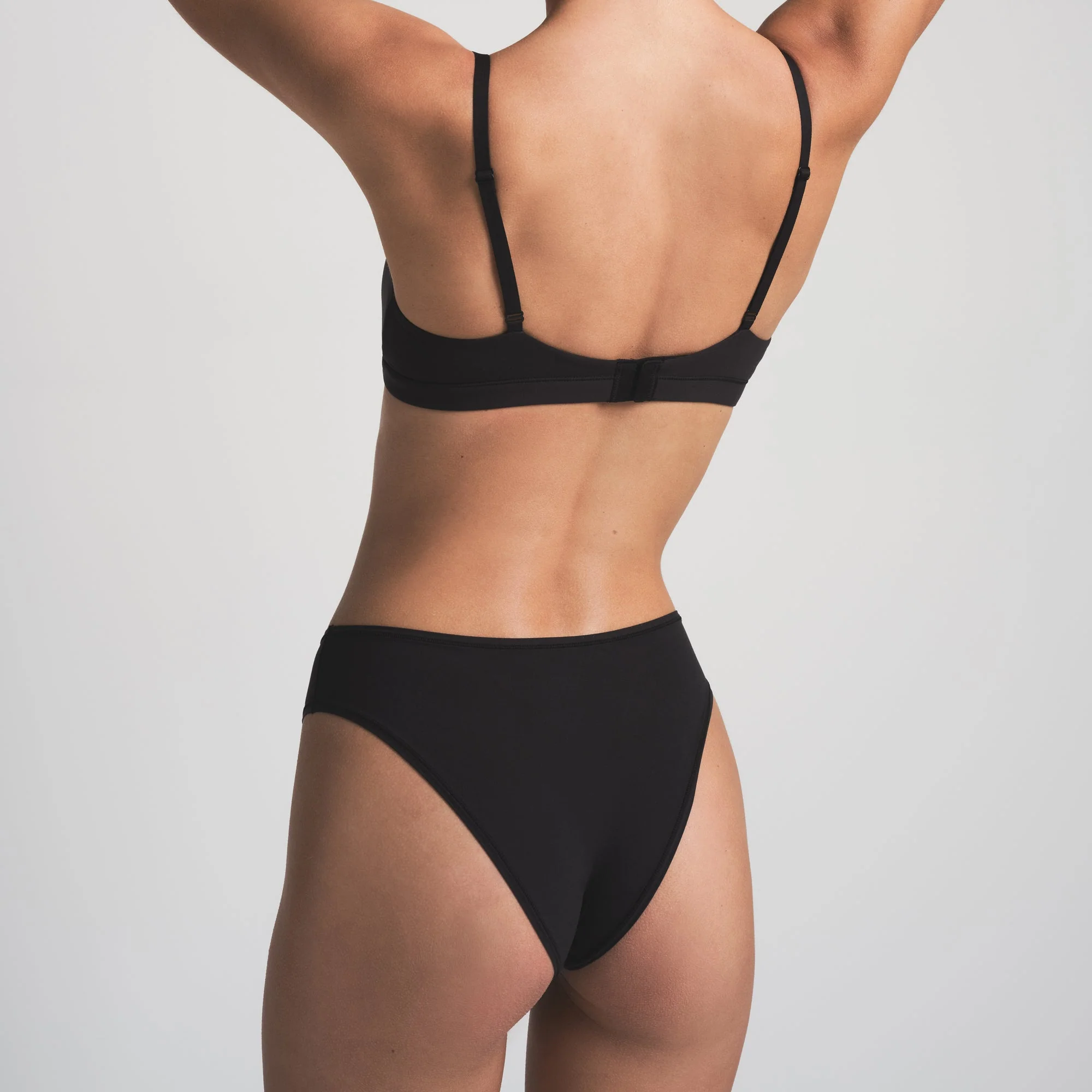 FITS EVERYBODY CHEEKY BRIEF | ONYX - Image 4