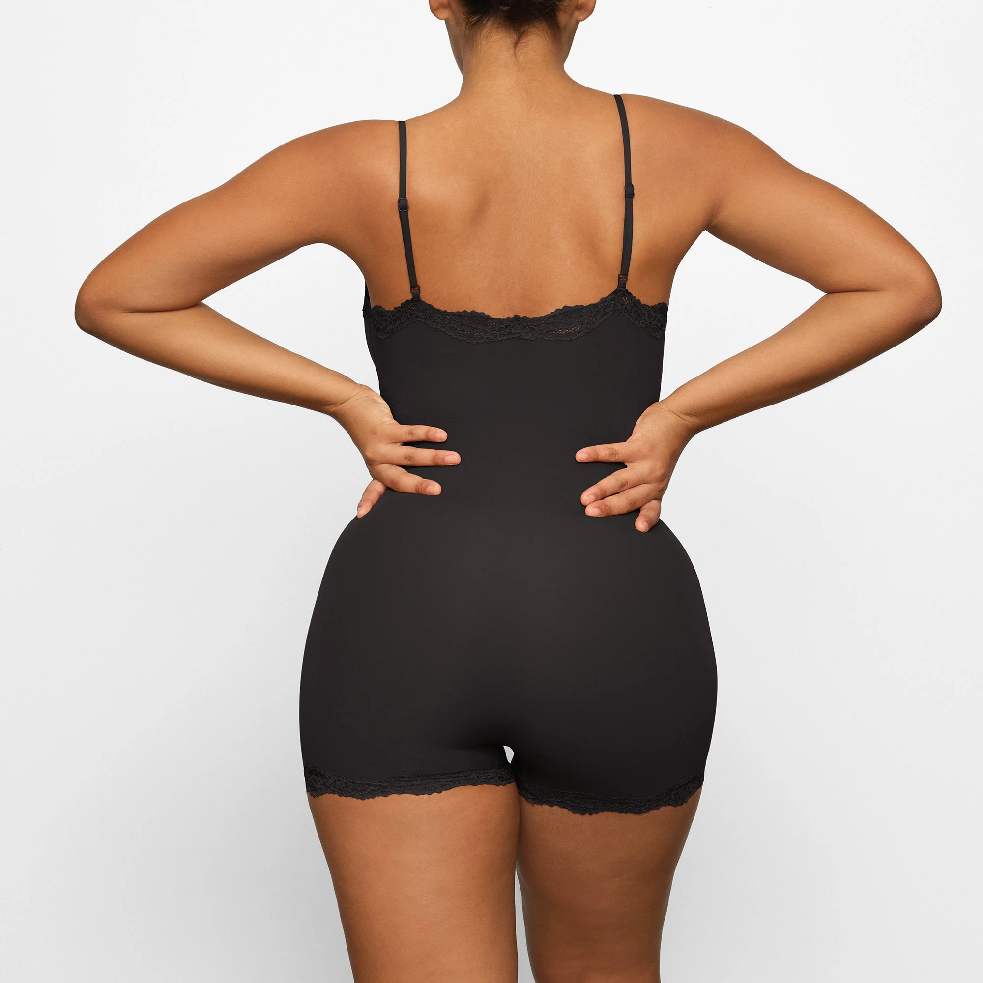 FITS EVERYBODY LACE ONESIE | ONYX - Image 4