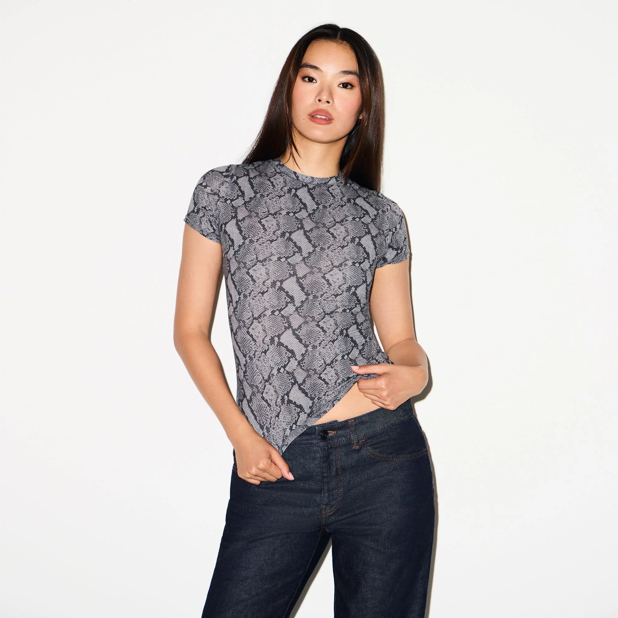 FITS EVERYBODY T-SHIRT | SHADOW SNAKE PRINT - Image 3