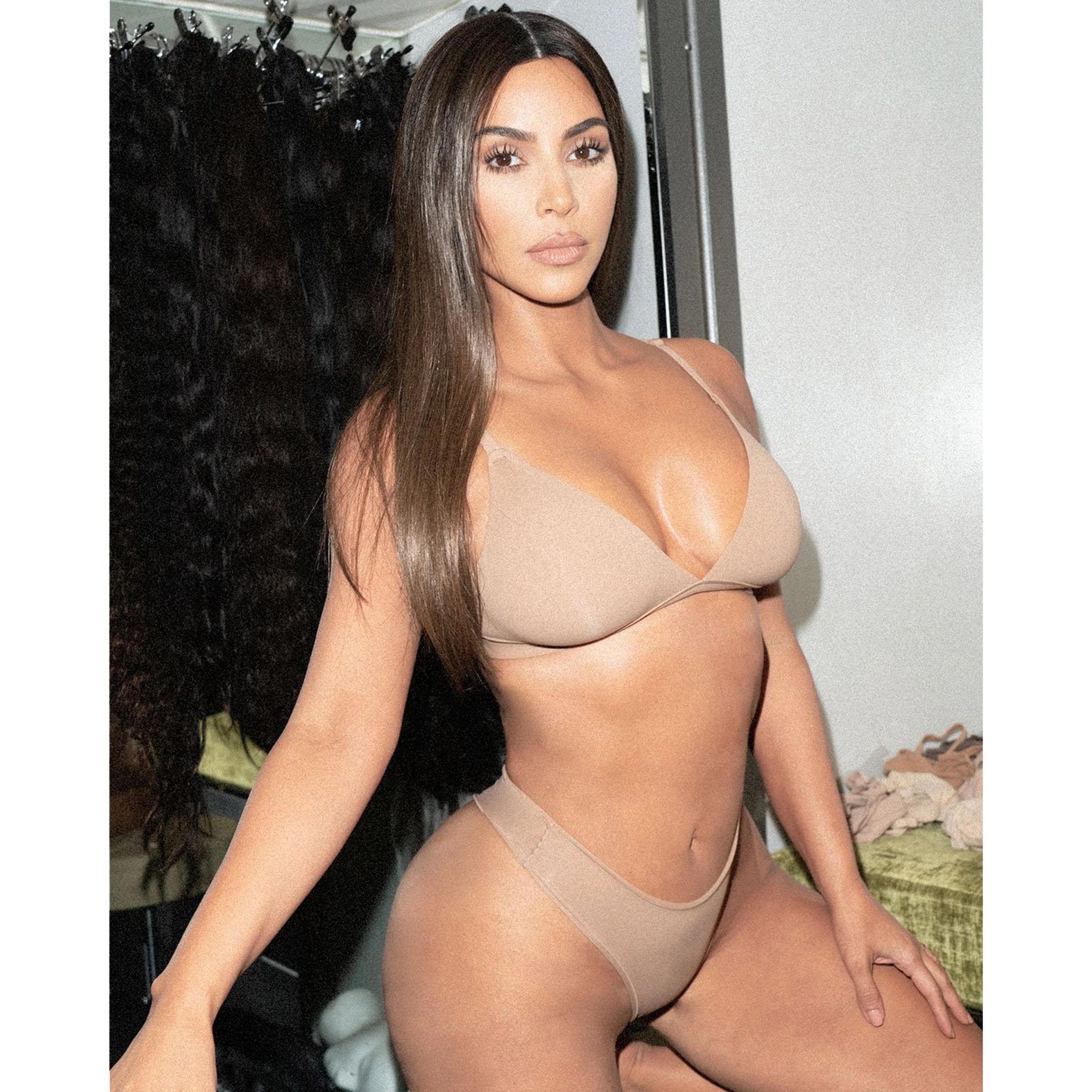 FITS EVERYBODY TRIANGLE BRALETTE | COCOA - Image 7