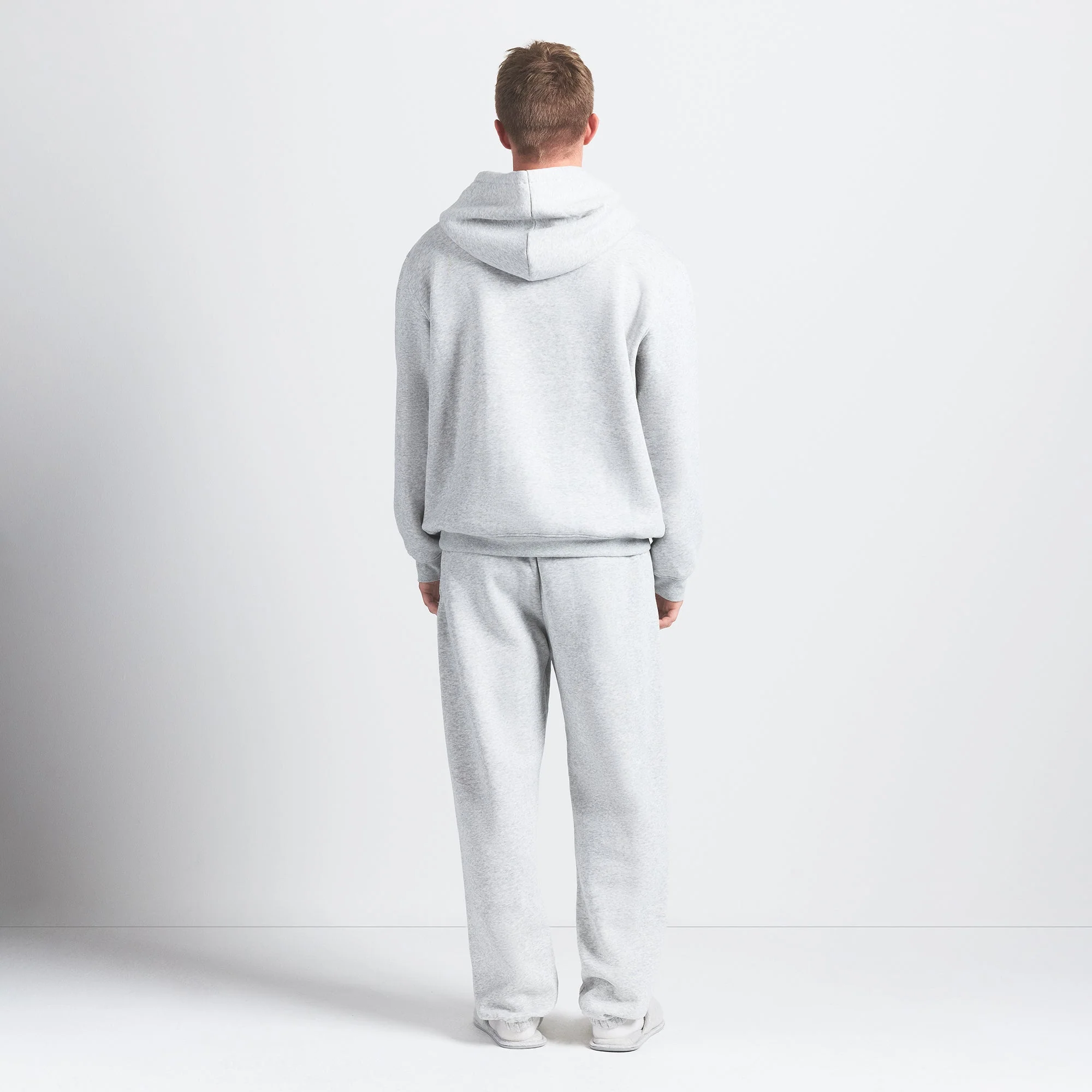 FLEECE LOUNGE MENS RELAXED HOODIE | LIGHT HEATHER GREY - Image 5