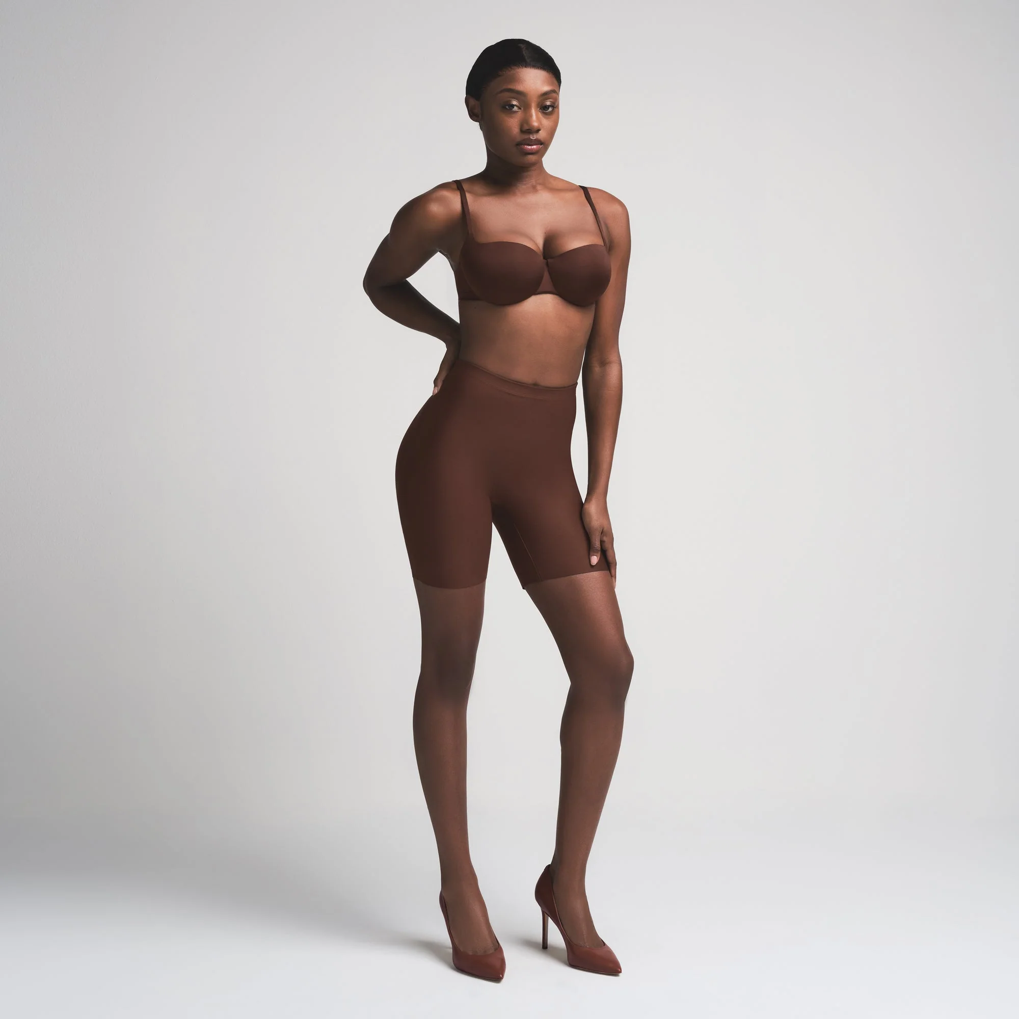 SKIMS BODY BUTT ENHANCING PADDED SHORT | COCOA - Image 7