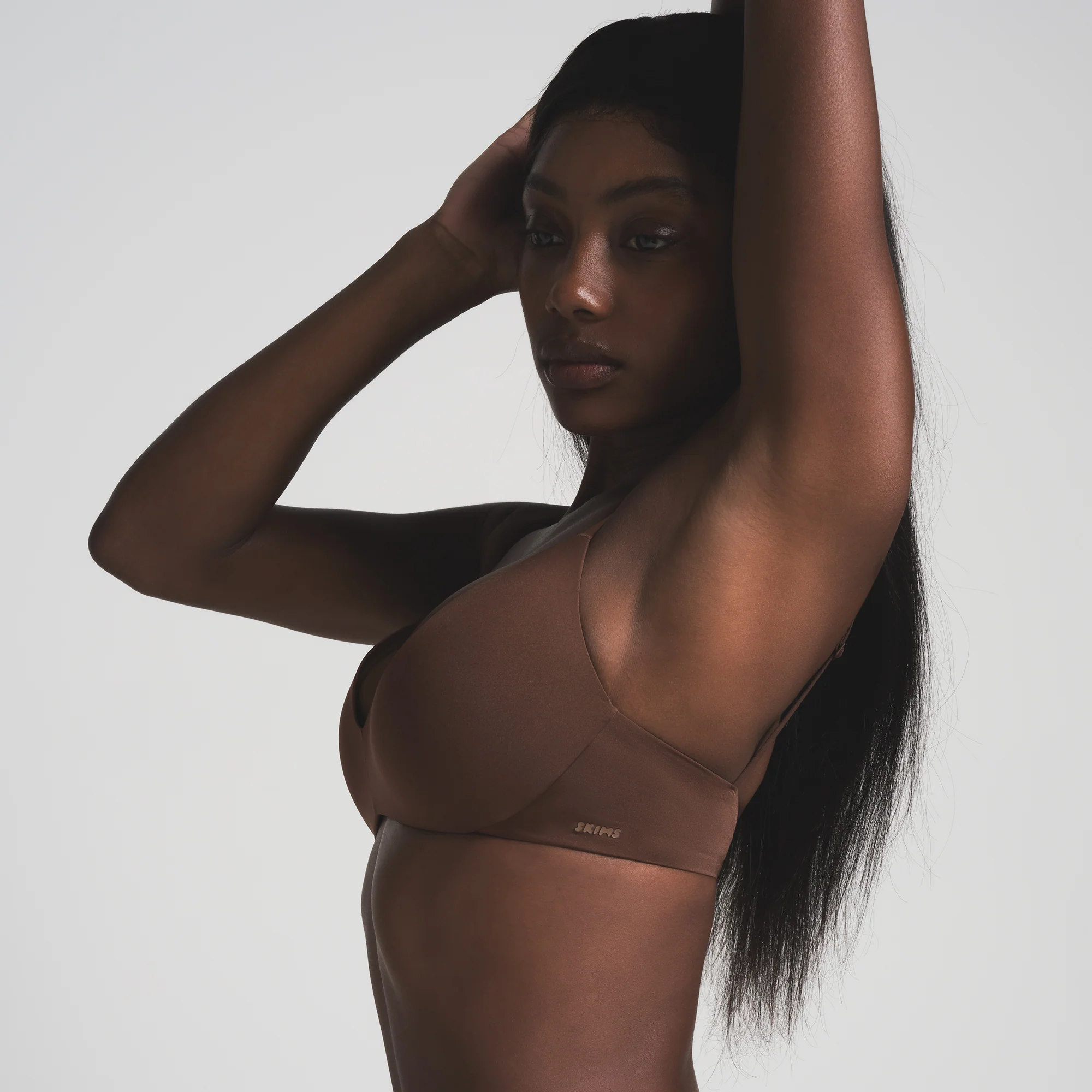 WIRELESS FORM PUSH-UP PLUNGE BRA | COCOA - Image 4