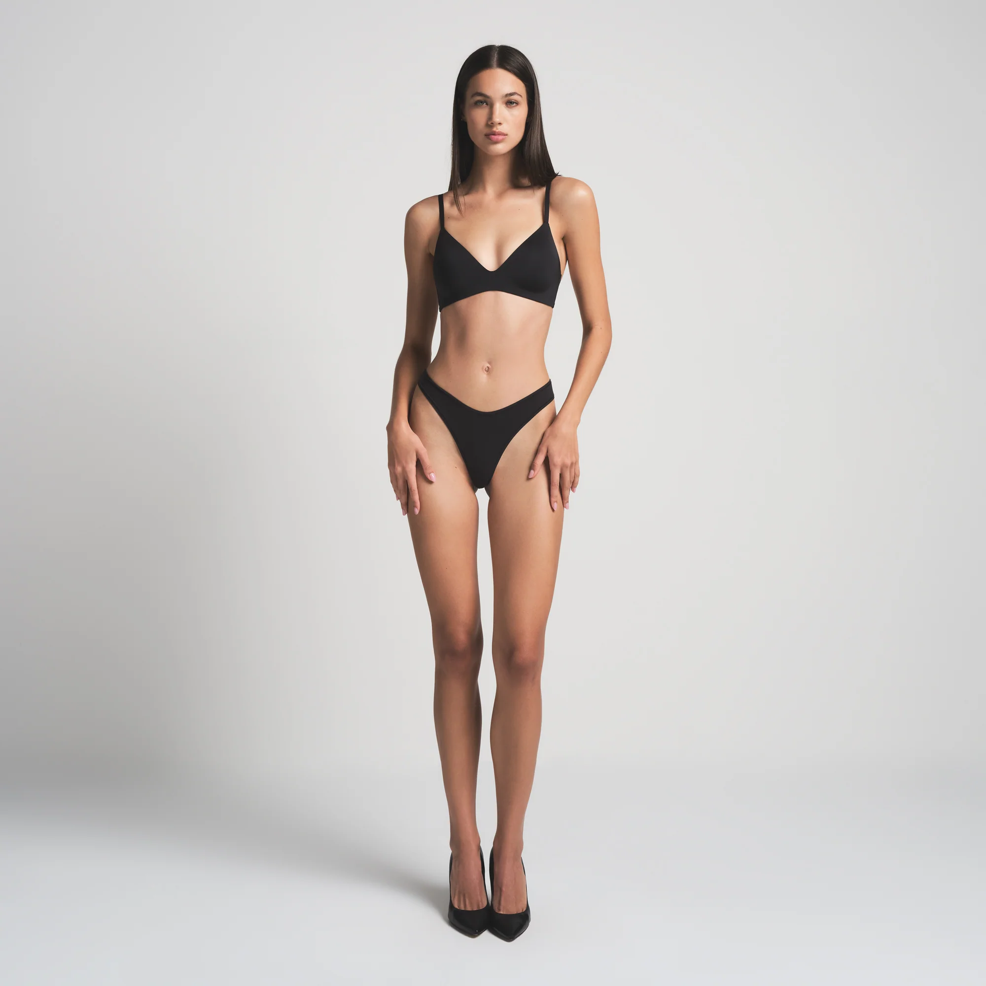 WIRELESS FORM T-SHIRT DEMI BRA | ONYX - Image 3