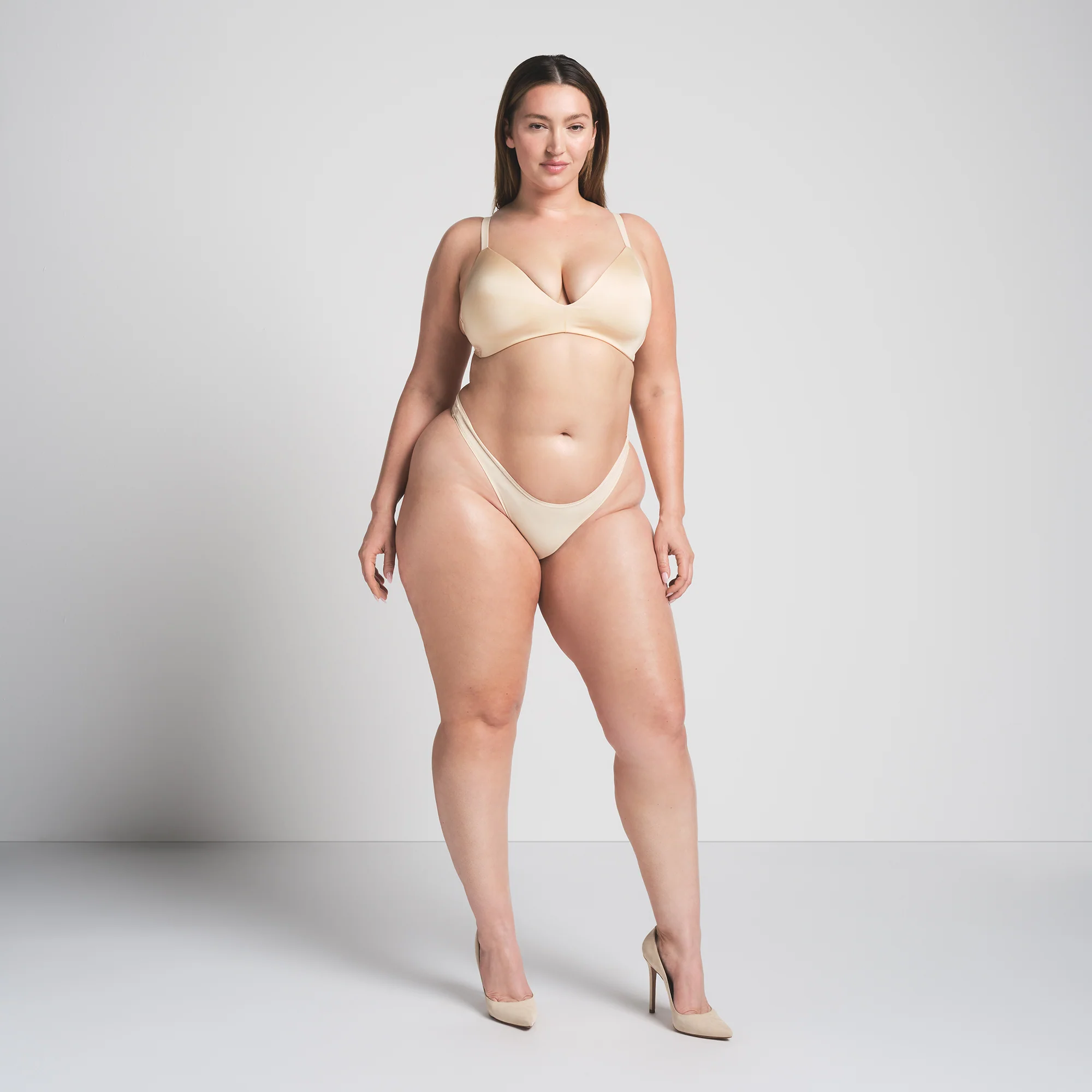 WIRELESS FORM T-SHIRT DEMI BRA | SAND - Image 2